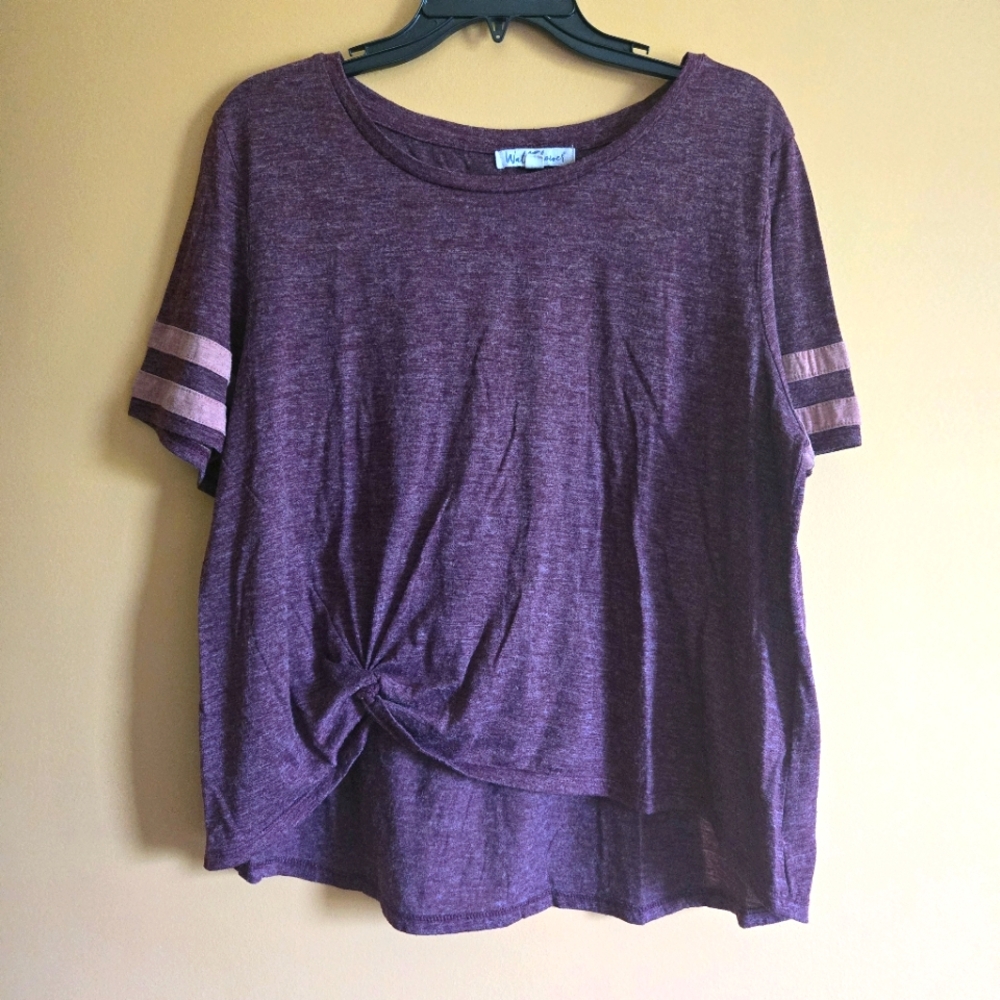 Wallflower Sporty Tee With Scrunch Feature, 2X (PTP=21")